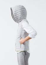 Load image into Gallery viewer, Primula Vest in Light Grey