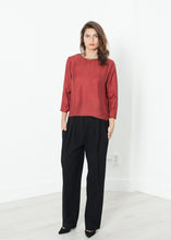 Load image into Gallery viewer, Pleated Waistband Trouser in Black
