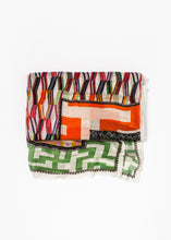 Load image into Gallery viewer, Compostella Scarf